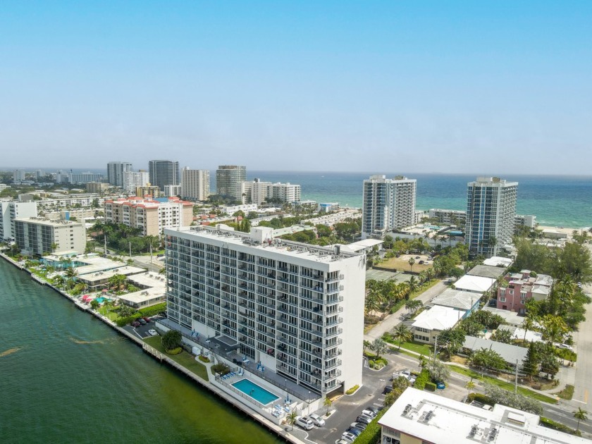 RARELY AVAILABLE CORNER UNIT, WIDE INTRACOASTAL VIEWS FROM YOUR - Beach Condo for sale in Pompano Beach, Florida on Beachhouse.com