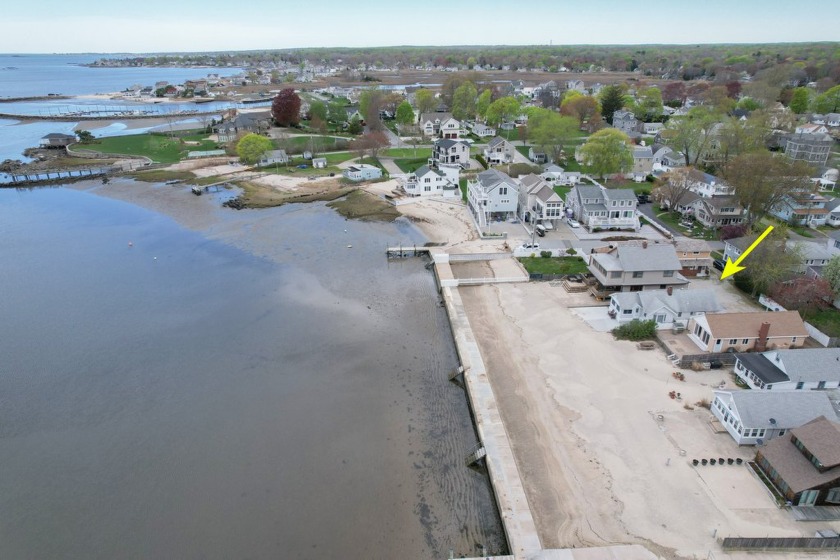 Rare opportunity to own Waterfront property under 850k! This - Beach Home for sale in Old Saybrook, Connecticut on Beachhouse.com