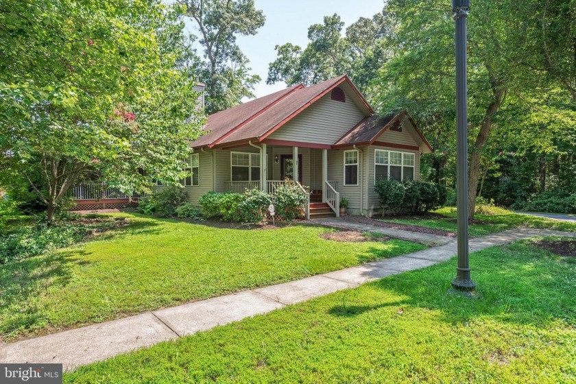 Welcome to this beautifully maintained single-family home - Beach Home for sale in Ocean View, Delaware on Beachhouse.com