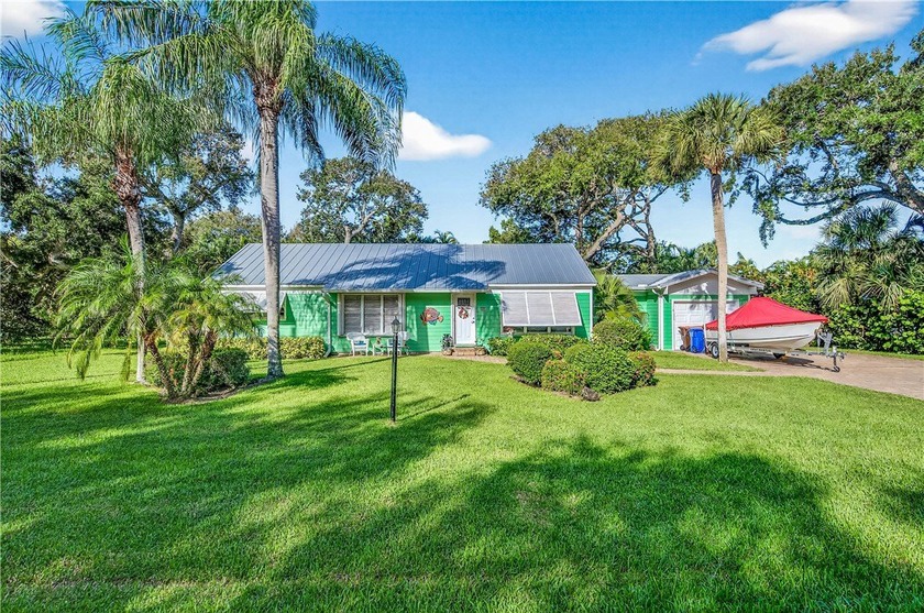 This barrier island beach cottage is full of charm and artistic - Beach Home for sale in Vero Beach, Florida on Beachhouse.com