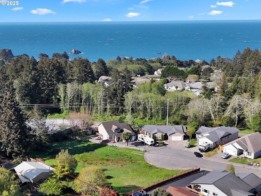 Dreaming of building your perfect coastal home? ?? Check out - Beach Lot for sale in Brookings, Oregon on Beachhouse.com