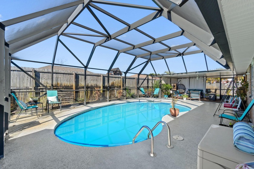 Beautifully maintained 4-bedroom, 2-bath brick home with - Beach Home for sale in Navarre, Florida on Beachhouse.com