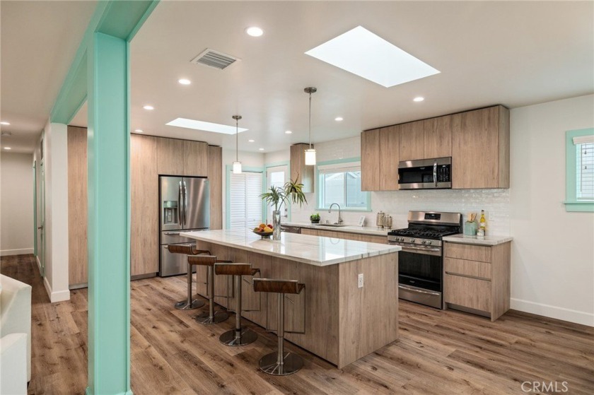 ***CONTACT LISTING AGENT ALEX SMITH *** Watch the full - Beach Home for sale in Redondo Beach, California on Beachhouse.com