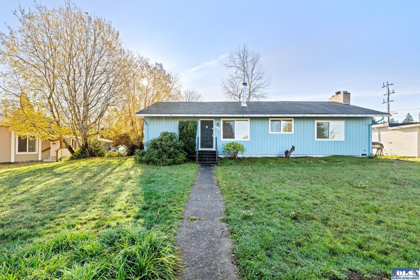Welcome to this charming single-story home situated in a - Beach Home for sale in Port Angeles, Washington on Beachhouse.com
