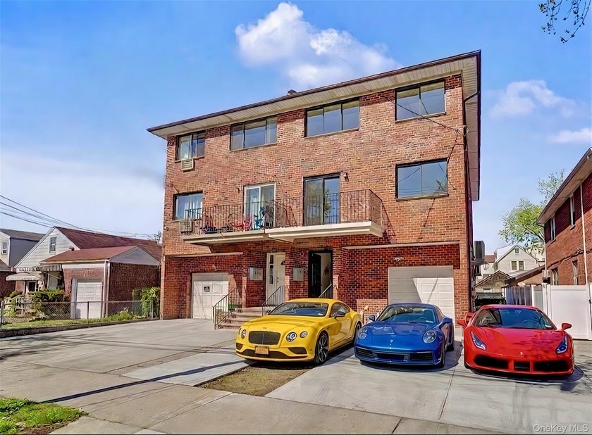 A rare opportunity to own a fully renovated semi-attached 663 - Beach Lot for sale in Flushing, New York on Beachhouse.com