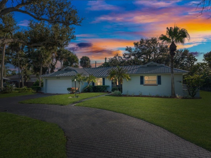 Meticulously maintained 3-bedroom, 2-bath home east of A1A-just - Beach Home for sale in Vero Beach, Florida on Beachhouse.com