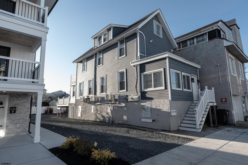 Lovely beach house duplex ready for its new owner, conveniently - Beach Townhome/Townhouse for sale in Ventnor, New Jersey on Beachhouse.com