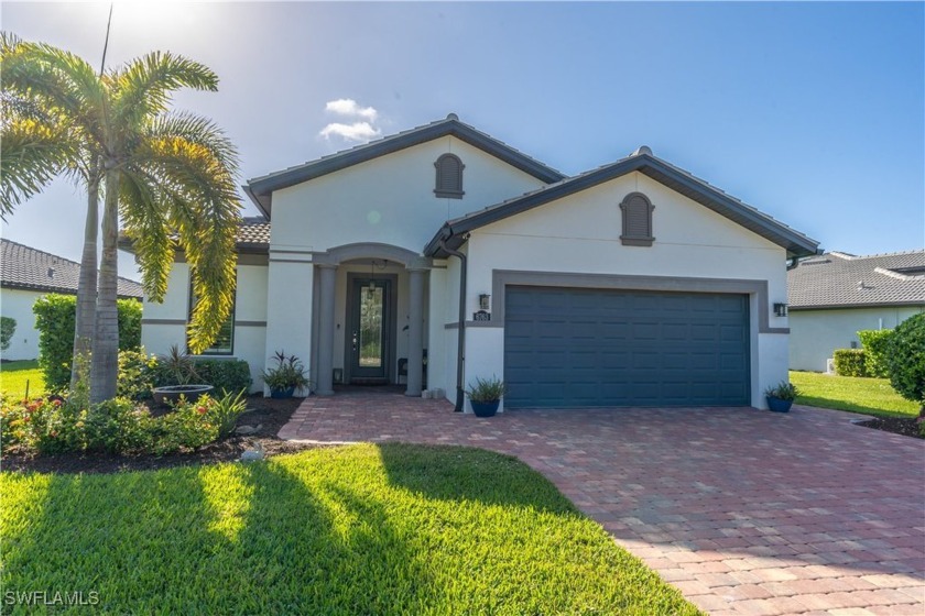 The Martin Ray floor plan is a breathtaking home located in the - Beach Home for sale in Naples, Florida on Beachhouse.com