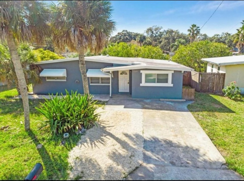 BEAUTIFUL REMODELED HOME WITH CANAL VIEW-EMBRACE FLORIDA LIVING.
 - Beach Home for sale in New Port Richey, Florida on Beachhouse.com