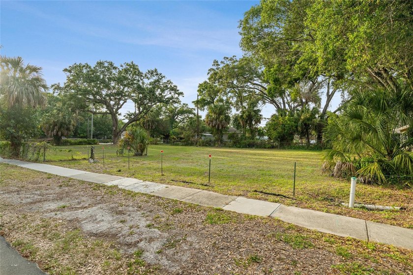 Excellent vacant land opportunity in a growing Sarasota - Beach Lot for sale in Sarasota, Florida on Beachhouse.com