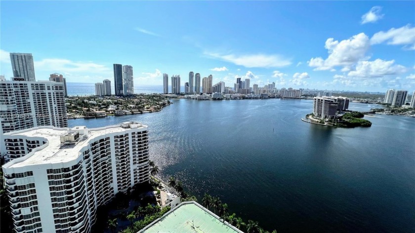 Welcome to Mystic Pointe 500 in Aventura! This stunning lower - Beach Condo for sale in Aventura, Florida on Beachhouse.com