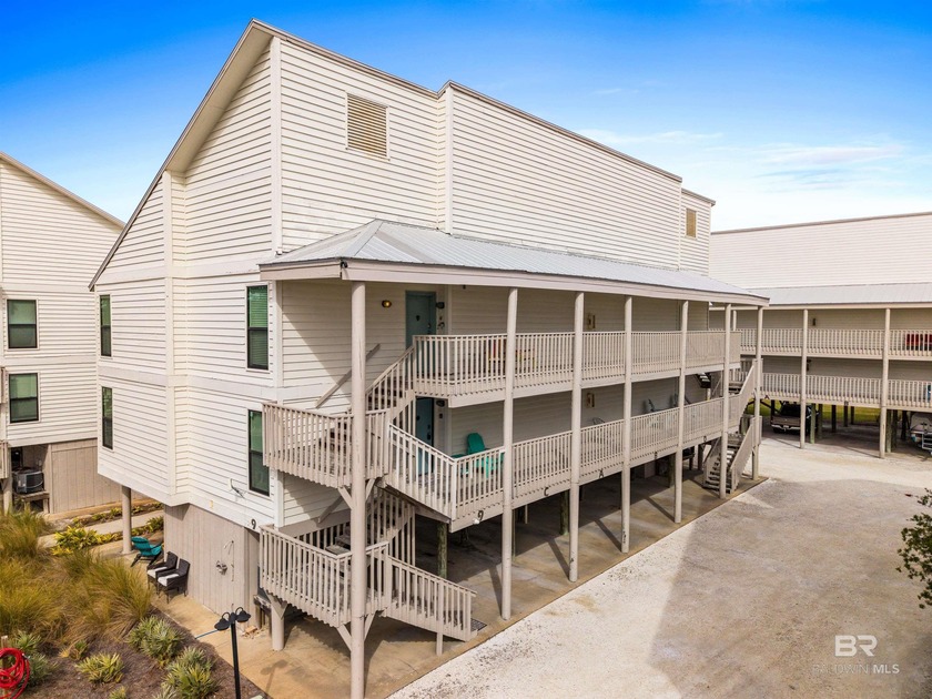 Luxury meets location at this updated Cotton Bayou residence in - Beach Home for sale in Orange Beach, Alabama on Beachhouse.com