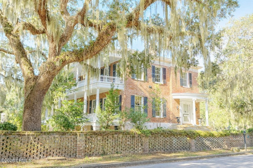 The Edward Means House, circa 1857 is steeped in history and - Beach Home for sale in Beaufort, South Carolina on Beachhouse.com