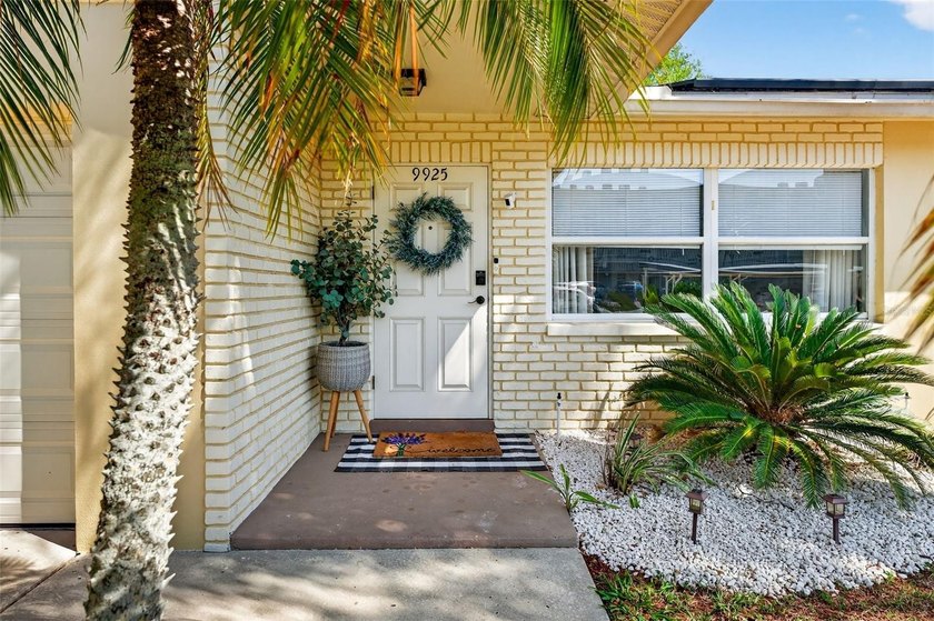 Welcome to your ideal coastal retreat! Located just 5 minutes - Beach Home for sale in Seminole, Florida on Beachhouse.com