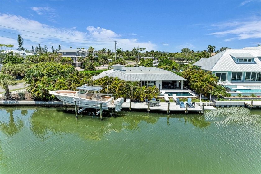 Welcome to 501 68th Street, located in the heart of Holmes Beach - Beach Home for sale in Holmes Beach, Florida on Beachhouse.com