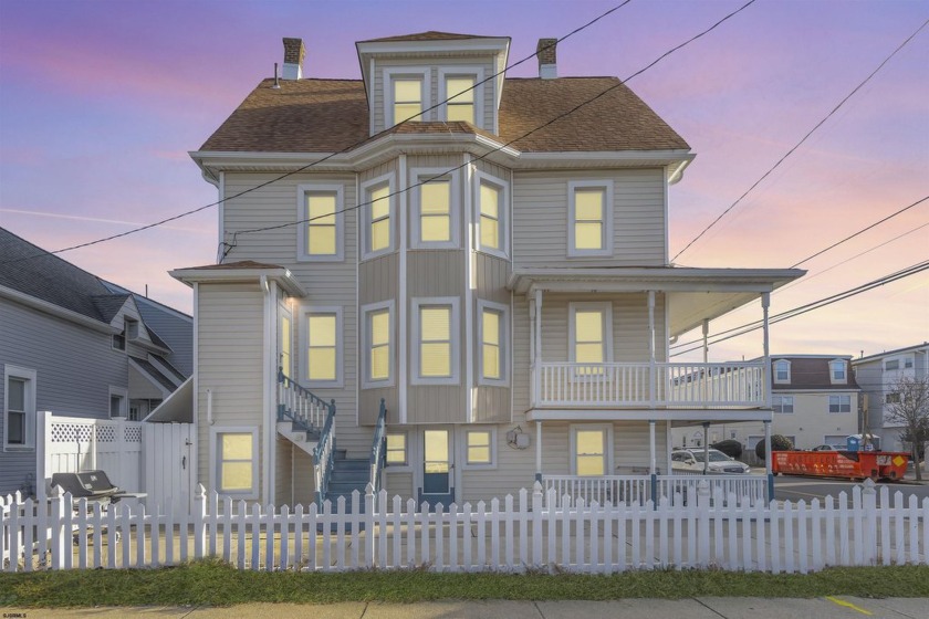 Welcome to 301 13th St in beautiful Ocean City, NJ! This - Beach Townhome/Townhouse for sale in Ocean City, New Jersey on Beachhouse.com