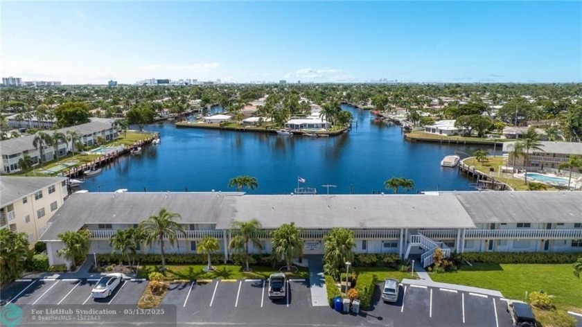 Gorgeous waterfront Co-op unit 2/2 This is a unique find located - Beach Condo for sale in Pompano Beach, Florida on Beachhouse.com