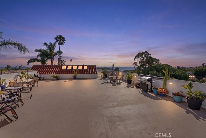 Contact Sandy & Rich @ .
ONE BLOCK TO BEACH ACCESS

 - Beach Condo for sale in San Clemente, California on Beachhouse.com