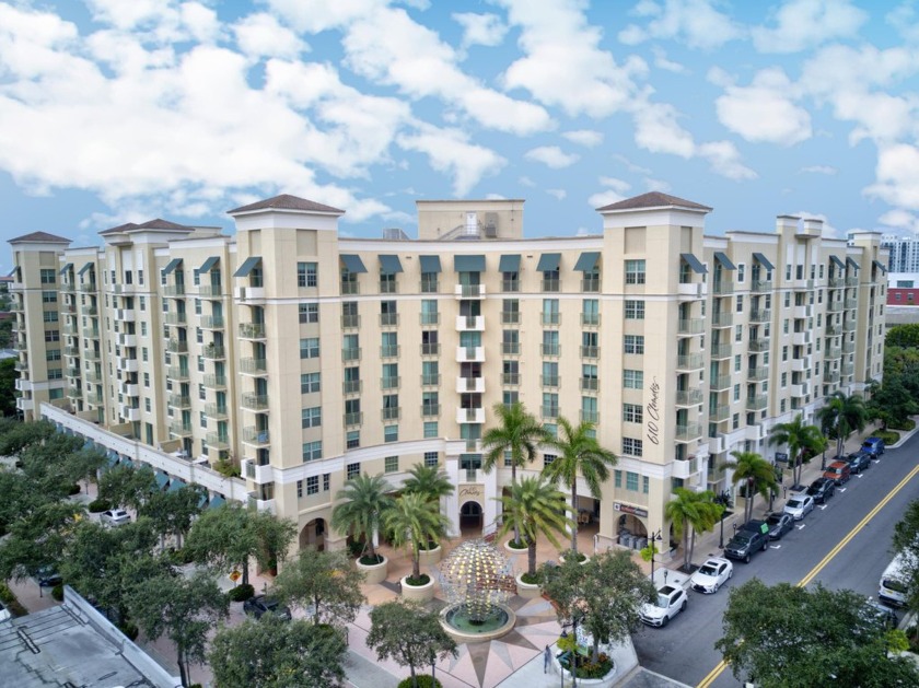 SPECTACULAR 2 bedroom, 2 bath 5TH FLOOR condo - ONE OF THE - Beach Condo for sale in West Palm Beach, Florida on Beachhouse.com