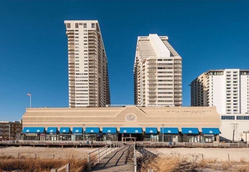 **********SCORE AT THE SHORE. NICELY APPOINTED CORNER RARE 1 - Beach Condo for sale in Atlantic City, New Jersey on Beachhouse.com