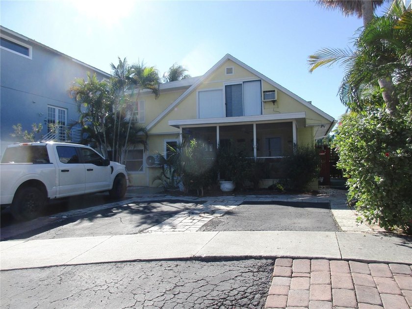 This Charming Old 1948 Bungalow located just 3 Blocks behind - Beach Home for sale in Sarasota, Florida on Beachhouse.com