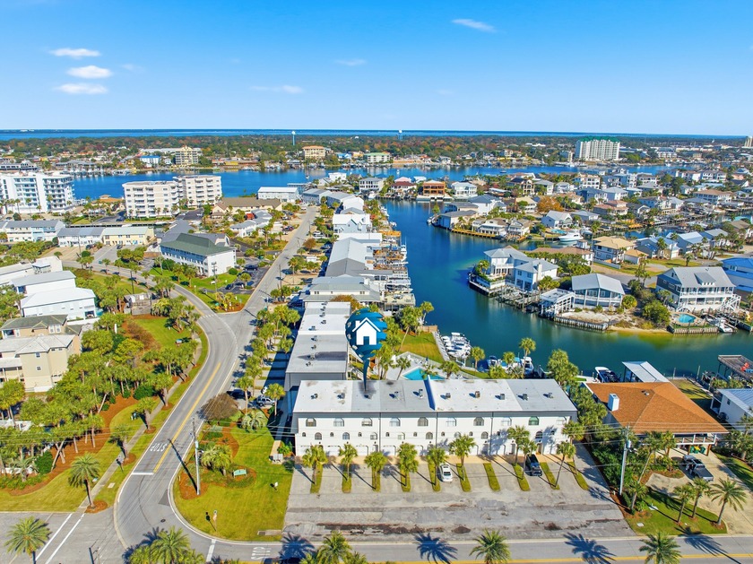 Iconic canal front living along Destin's exclusive Holiday Isle - Beach Townhome/Townhouse for sale in Destin, Florida on Beachhouse.com