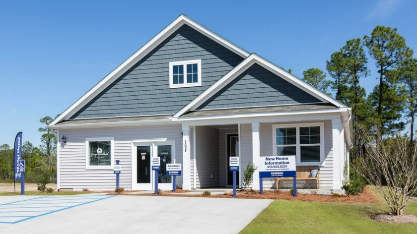 Enjoy the lifestyle with our popular Litchfield plan is a - Beach Home for sale in Leland, North Carolina on Beachhouse.com
