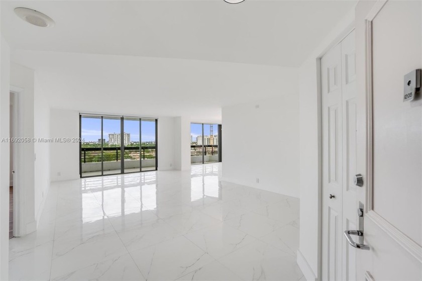 Step into your stunning condo at Mystic Pointe in Aventura! This - Beach Condo for sale in Aventura, Florida on Beachhouse.com