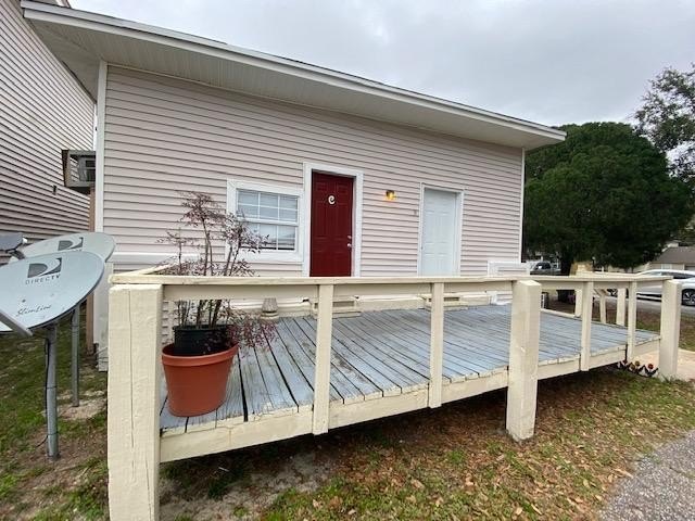 This 10-unit multifamily property offers a strong income stream - Beach Condo for sale in Fort Walton Beach, Florida on Beachhouse.com
