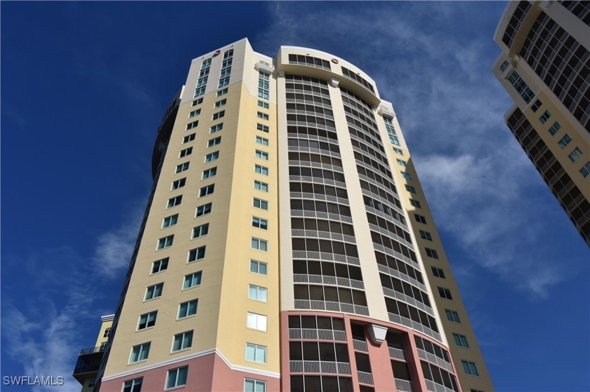 Your piece of paradise is waiting right here! Don't hesitate on - Beach Condo for sale in Fort Myers, Florida on Beachhouse.com