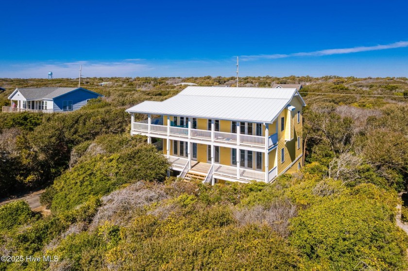 Beautiful second row home located in the quiet neighborhood of - Beach Home for sale in Pine Knoll Shores, North Carolina on Beachhouse.com