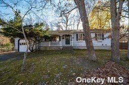 3 spacious bedrooms 2 full bathrooms Open and inviting layout - Beach Home for sale in Center Moriches, New York on Beachhouse.com