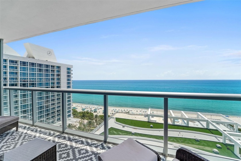 Rarely offered DIRECT OCEAN VIEW from all rooms, 1 bedroom, 1 - Beach Condo for sale in Miami Beach, Florida on Beachhouse.com