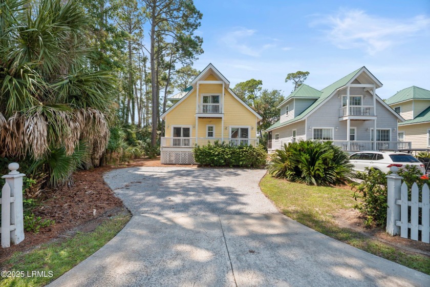 Rare chance to own a 4-bedroom Davis Love Golf Cottage under - Beach Home for sale in Fripp Island, South Carolina on Beachhouse.com