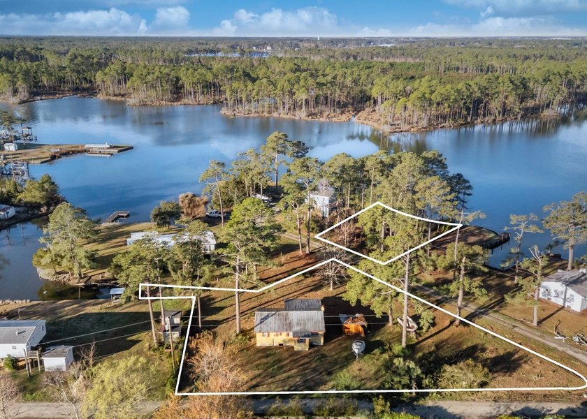 Looking for a great fishing retreat or getaway? This could be - Beach Home for sale in Merritt, North Carolina on Beachhouse.com