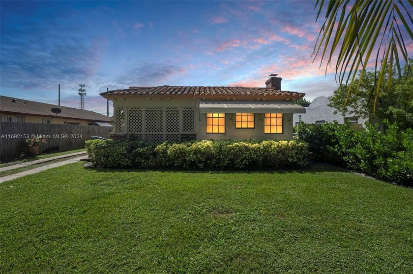 Charming 1920's 3 Bedroom Bungalow in sought after historic - Beach Home for sale in West Palm Beach, Florida on Beachhouse.com