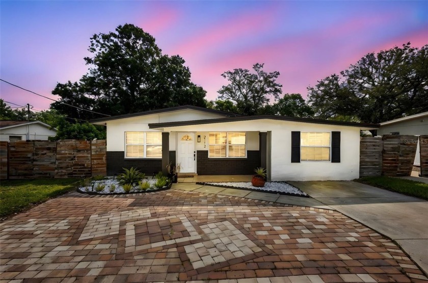One or more photo(s) has been virtually staged. Welcome to this - Beach Home for sale in Holiday, Florida on Beachhouse.com