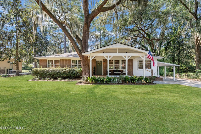 5 bedroom, 2.5 bath, large fenced in yard. Currently serving as - Beach Home for sale in Beaufort, South Carolina on Beachhouse.com
