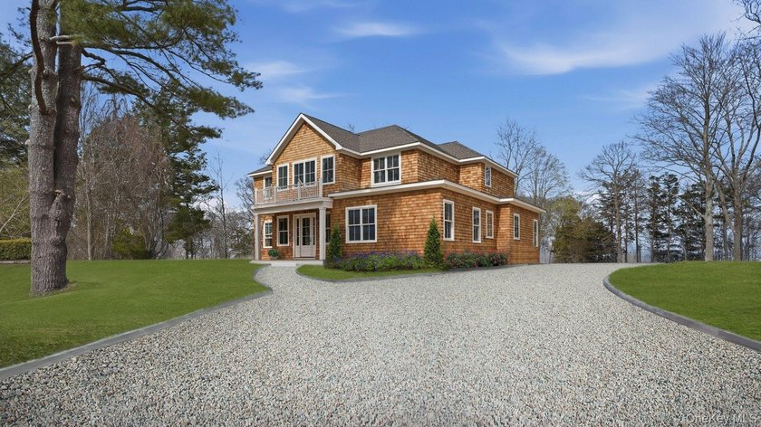 Welcome to 12 Red Creek Road, Hampton Bays, a shining example of - Beach Home for sale in Hampton Bays, New York on Beachhouse.com