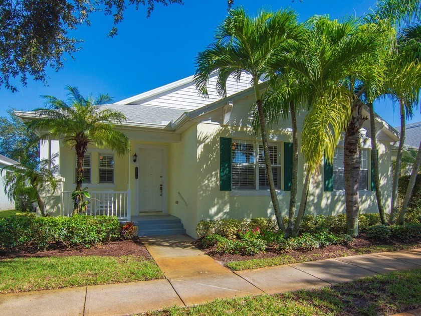 Well priced and hard to find villa in Pointe West. 2 bedrooms + - Beach Townhome/Townhouse for sale in Vero Beach, Florida on Beachhouse.com