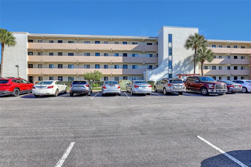 THAT VIEW THOUGH!!!! Sweet top floor condo with sweeping river - Beach Condo for sale in Titusville, Florida on Beachhouse.com