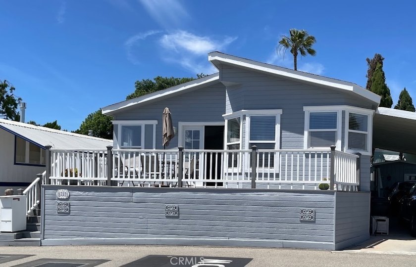 Welcome home to one of Long Beach's highly sought after senior - Beach Home for sale in Long Beach, California on Beachhouse.com