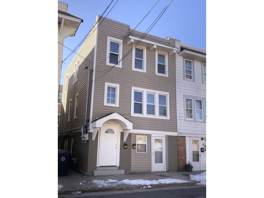 Great Investment Opportunity in Chelsea Heights, Atlantic City - Beach Townhome/Townhouse for sale in Atlantic City, New Jersey on Beachhouse.com