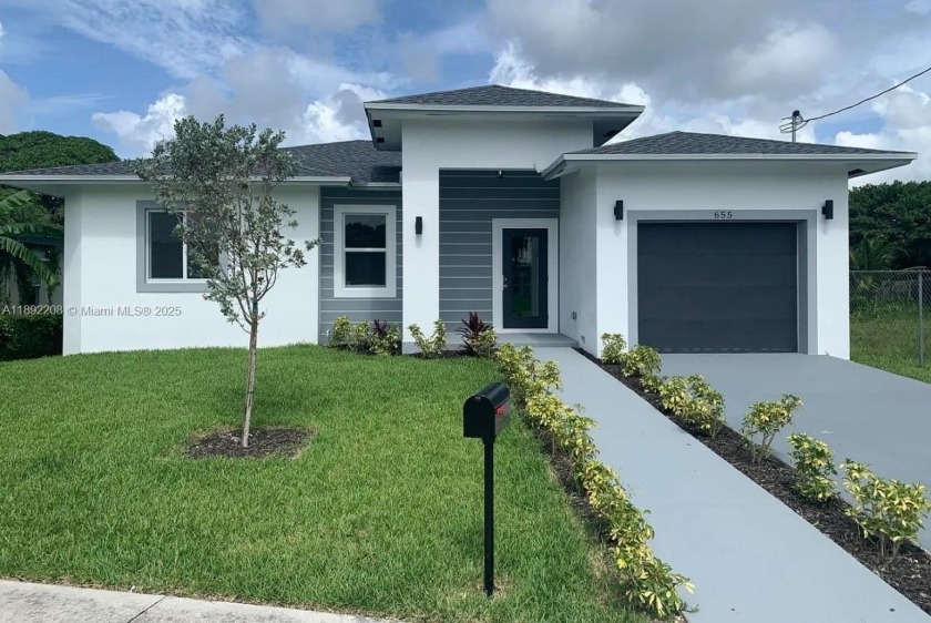 NEW CONSTRUCTION built in 2024. Spacious single family home with - Beach Home for sale in Fort Lauderdale, Florida on Beachhouse.com