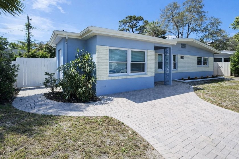 Beautifully Renovated 4-Bedroom Home Near Sunset Beach!
Welcome - Beach Home for sale in Tarpon Springs, Florida on Beachhouse.com