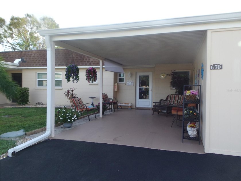 Welcome Home to this Beautifully Updated Villa in Popular Park - Beach Home for sale in Bradenton, Florida on Beachhouse.com