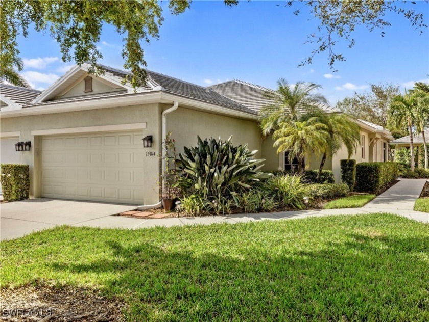 Enjoy maintenance free living in this spotless 2 bedroom plus - Beach Home for sale in Fort Myers, Florida on Beachhouse.com