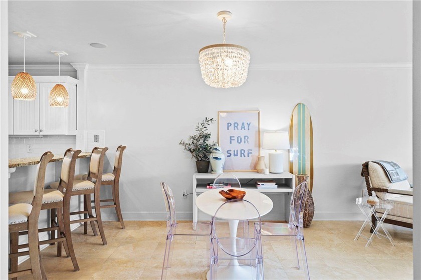 Beautifully updated 2BR/2BA condo just steps from the Boardwalk! - Beach Condo for sale in Vero Beach, Florida on Beachhouse.com