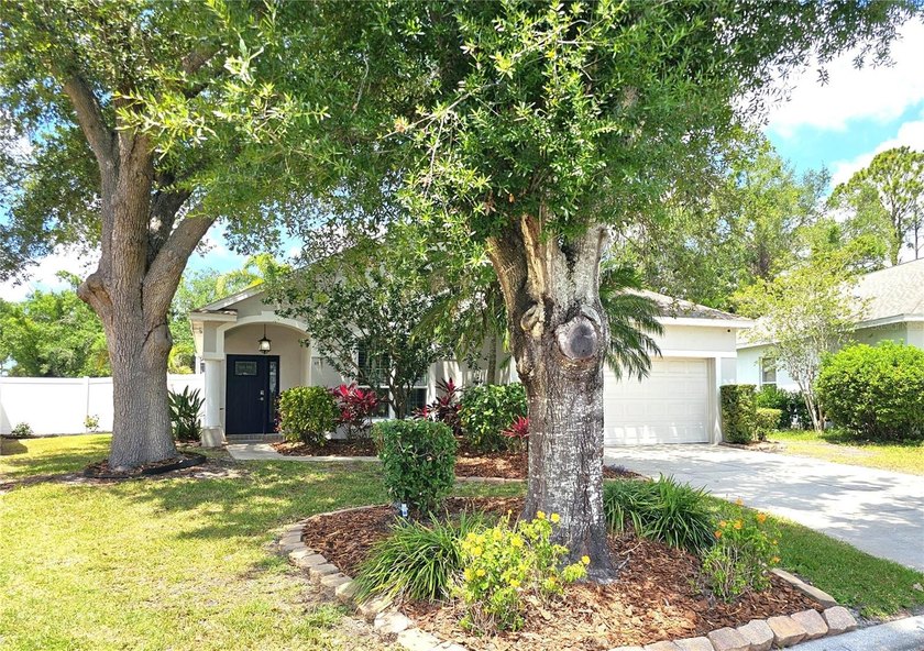 Under contract-accepting backup offers. Welcome to the heart of - Beach Home for sale in Lakewood Ranch, Florida on Beachhouse.com