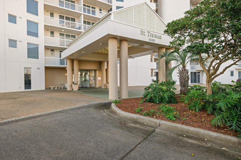 This is an end unit on the third floor on the West side of the - Beach Condo for sale in Destin, Florida on Beachhouse.com